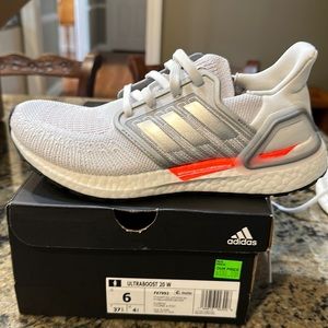Adidas UltraBoost 20